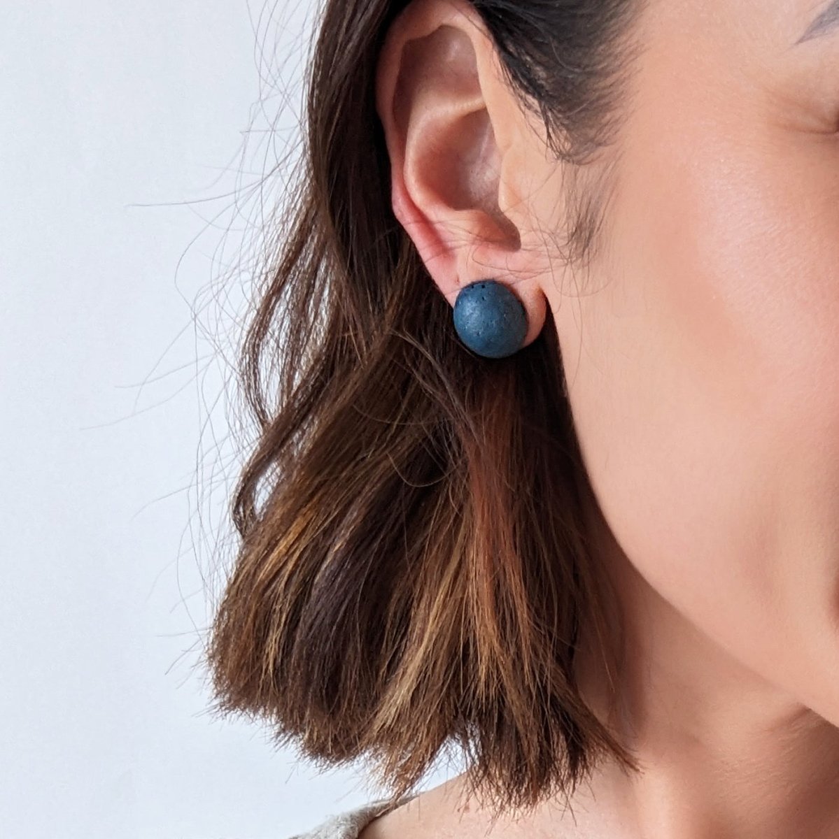 Pretti.Cool Dome Earrings