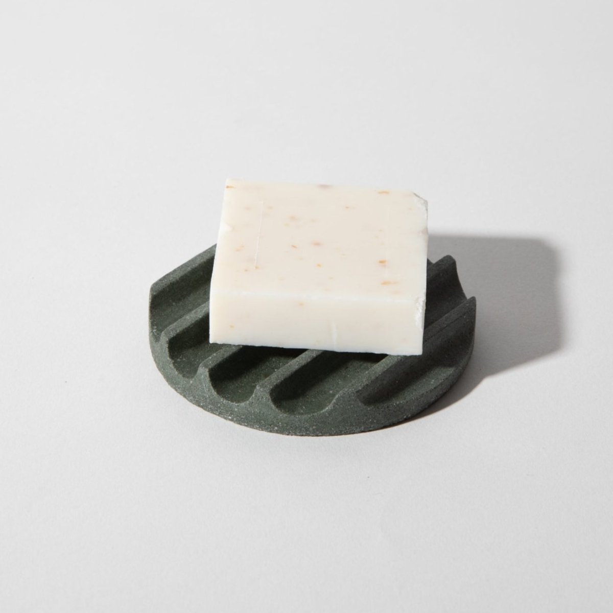 Pretti.Cool Mini Soap Dish | Dark Green Terrazzo