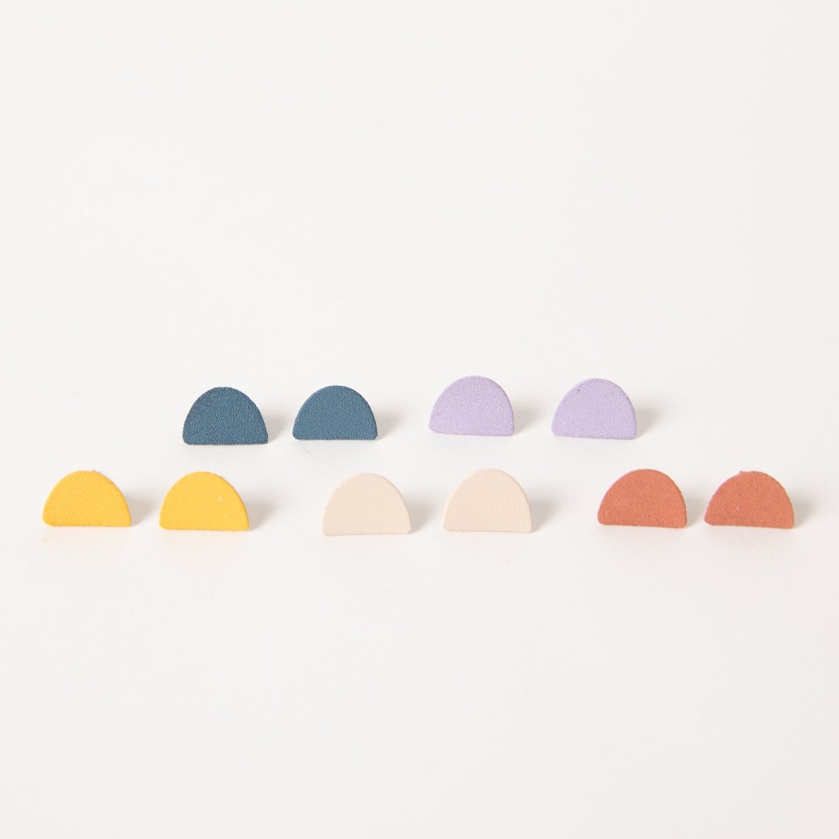 Pretti.Cool Mound Earrings