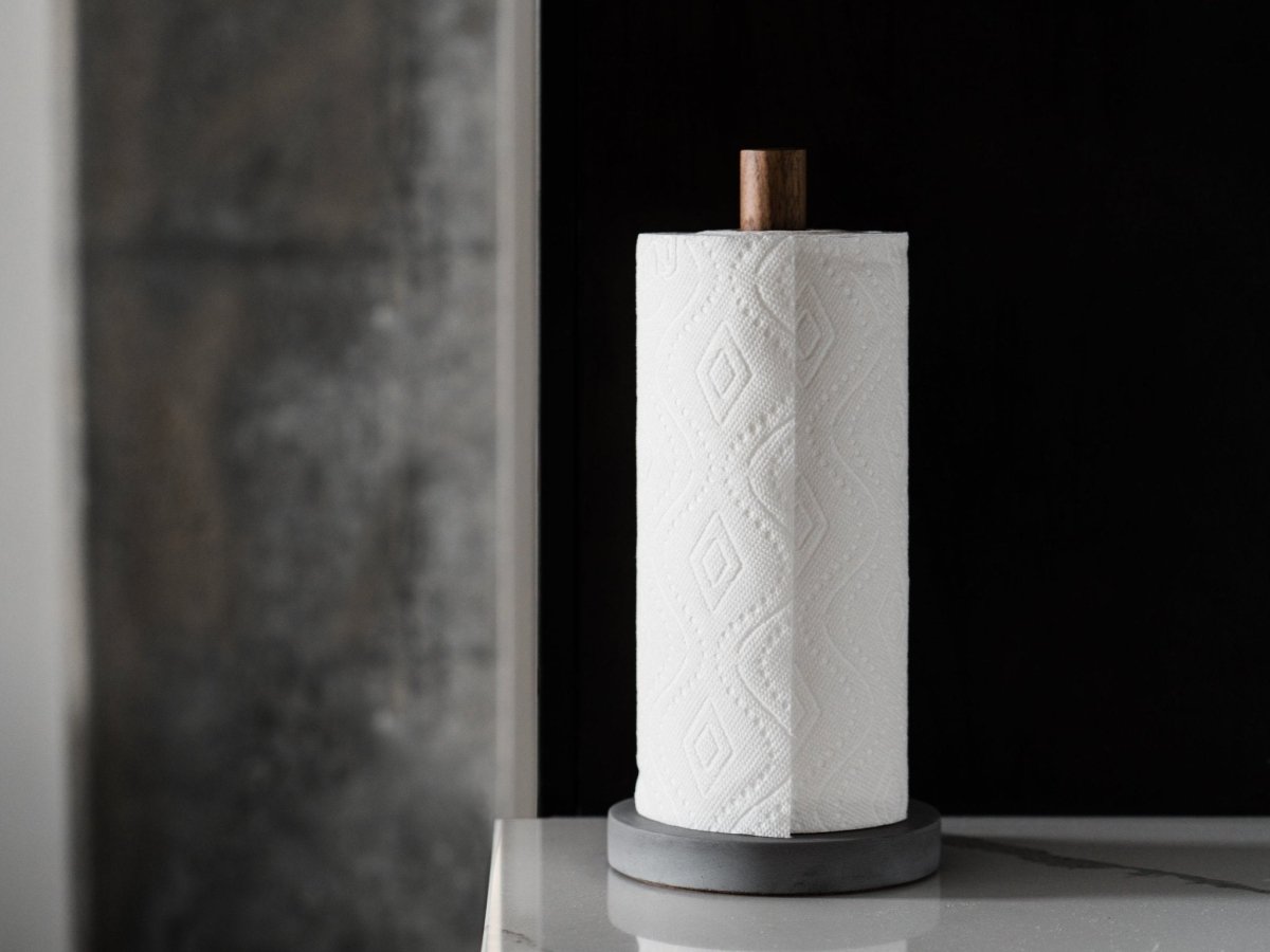 Pretti.Cool Paper Towel Holder | Solid Grey Concrete