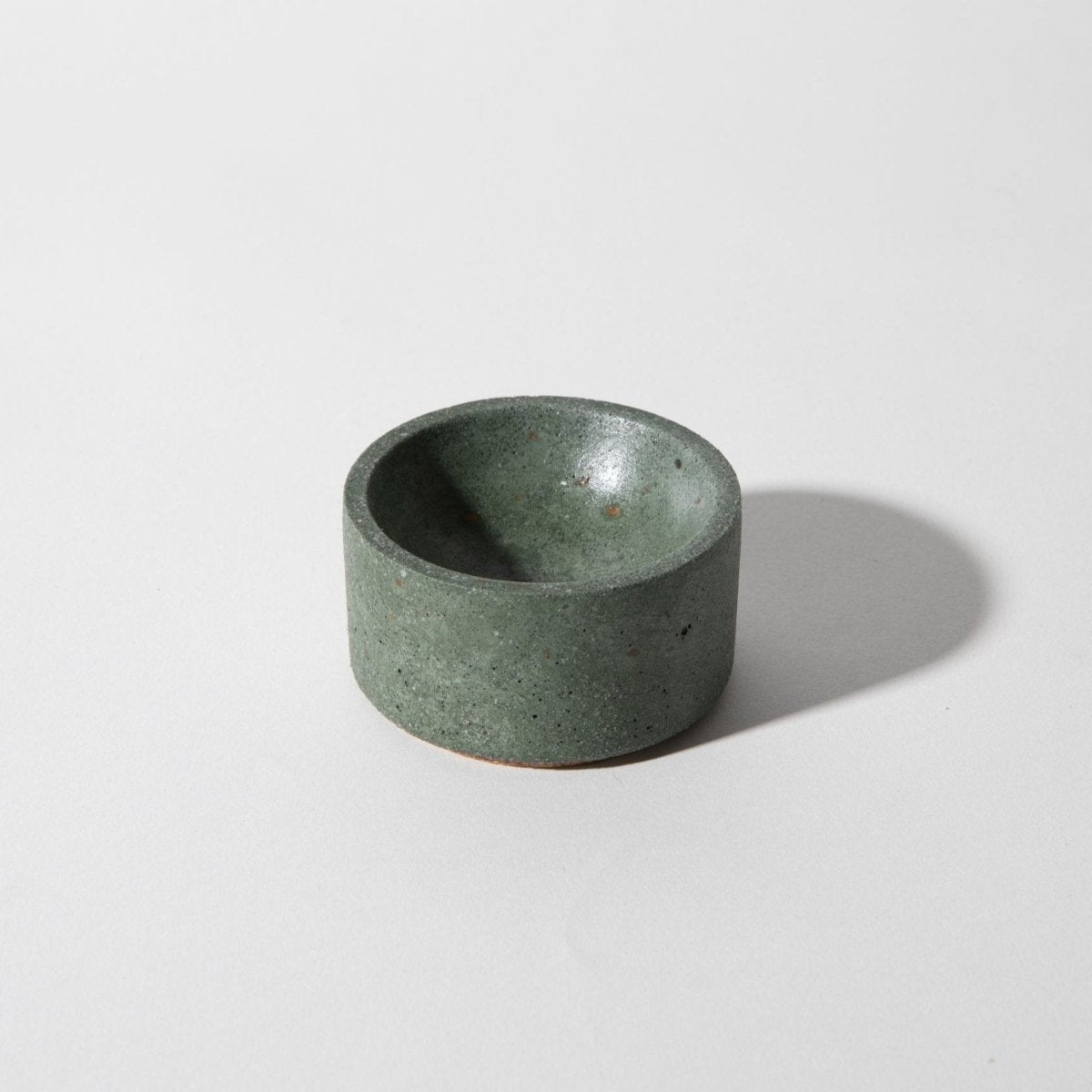 Pretti.Cool Round Incense Holder | Dark Green Terrazzo