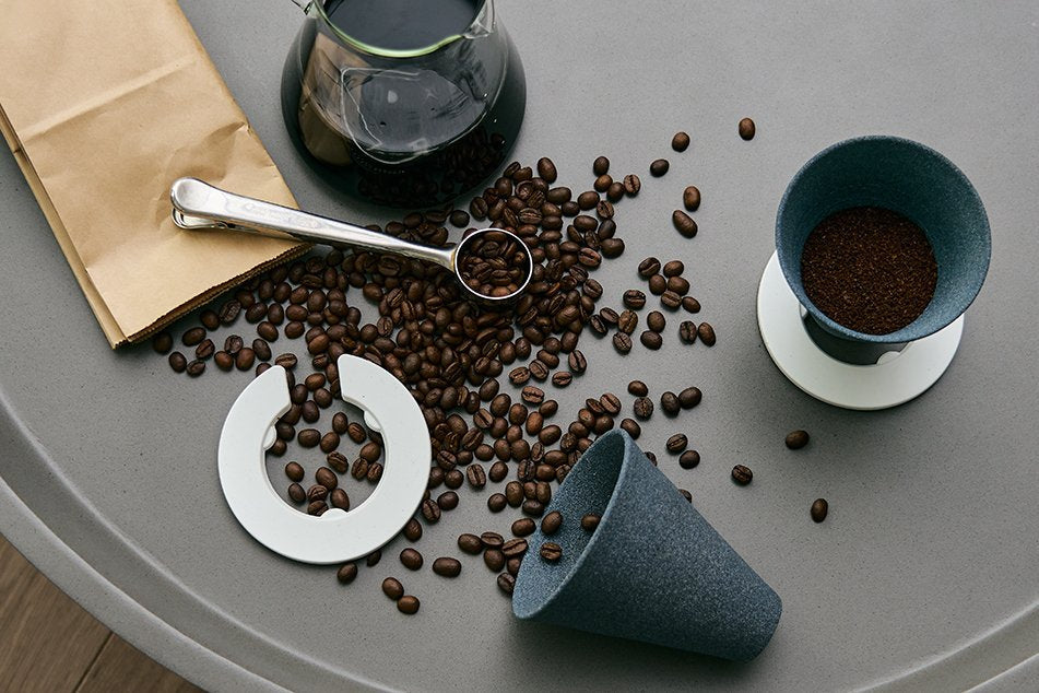 
                      
                        Japanese Porous Stone Coffee Brewer
                      
                    