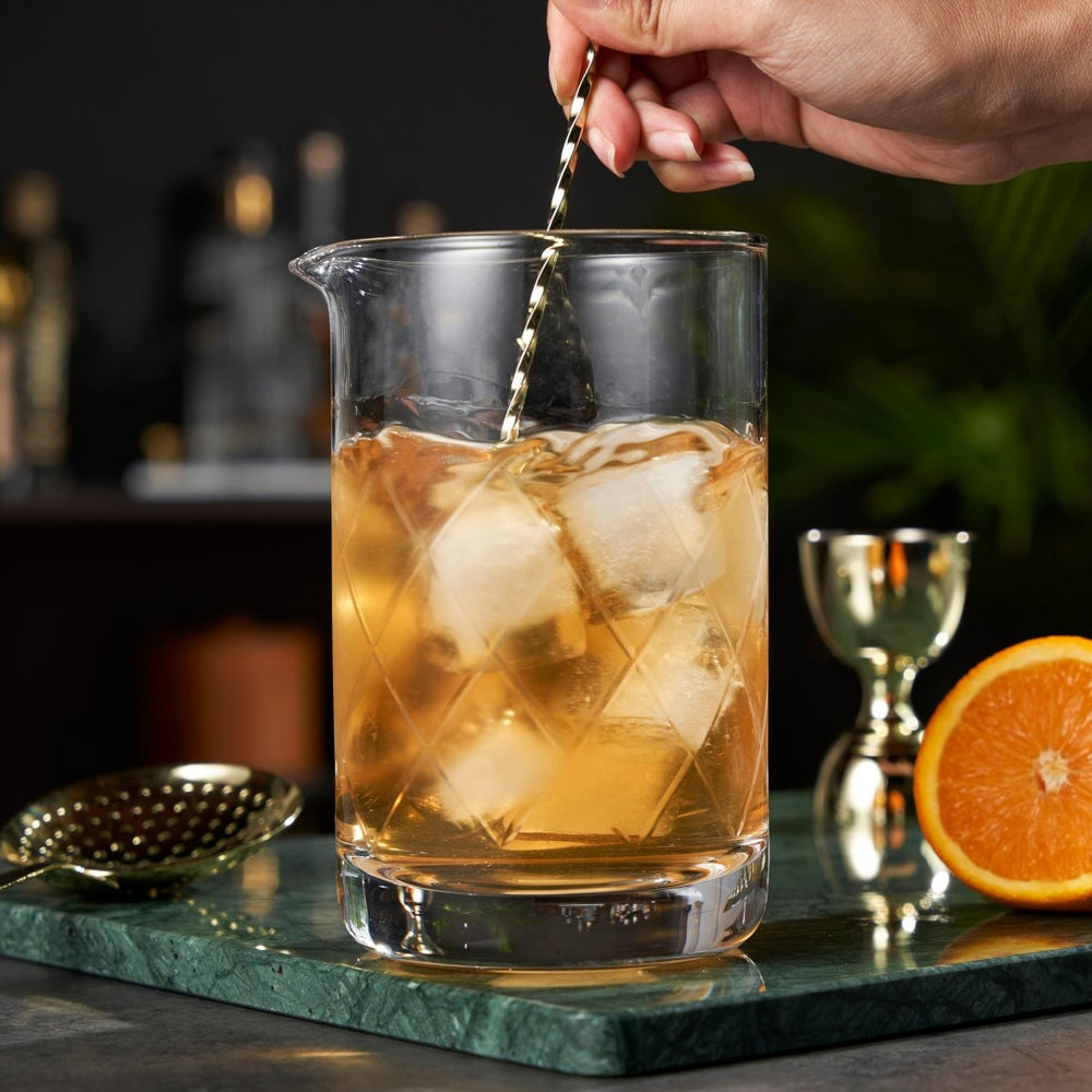 
                      
                        Viski Professional Extra Large Crystal Mixing Glass - lily & onyx
                      
                    