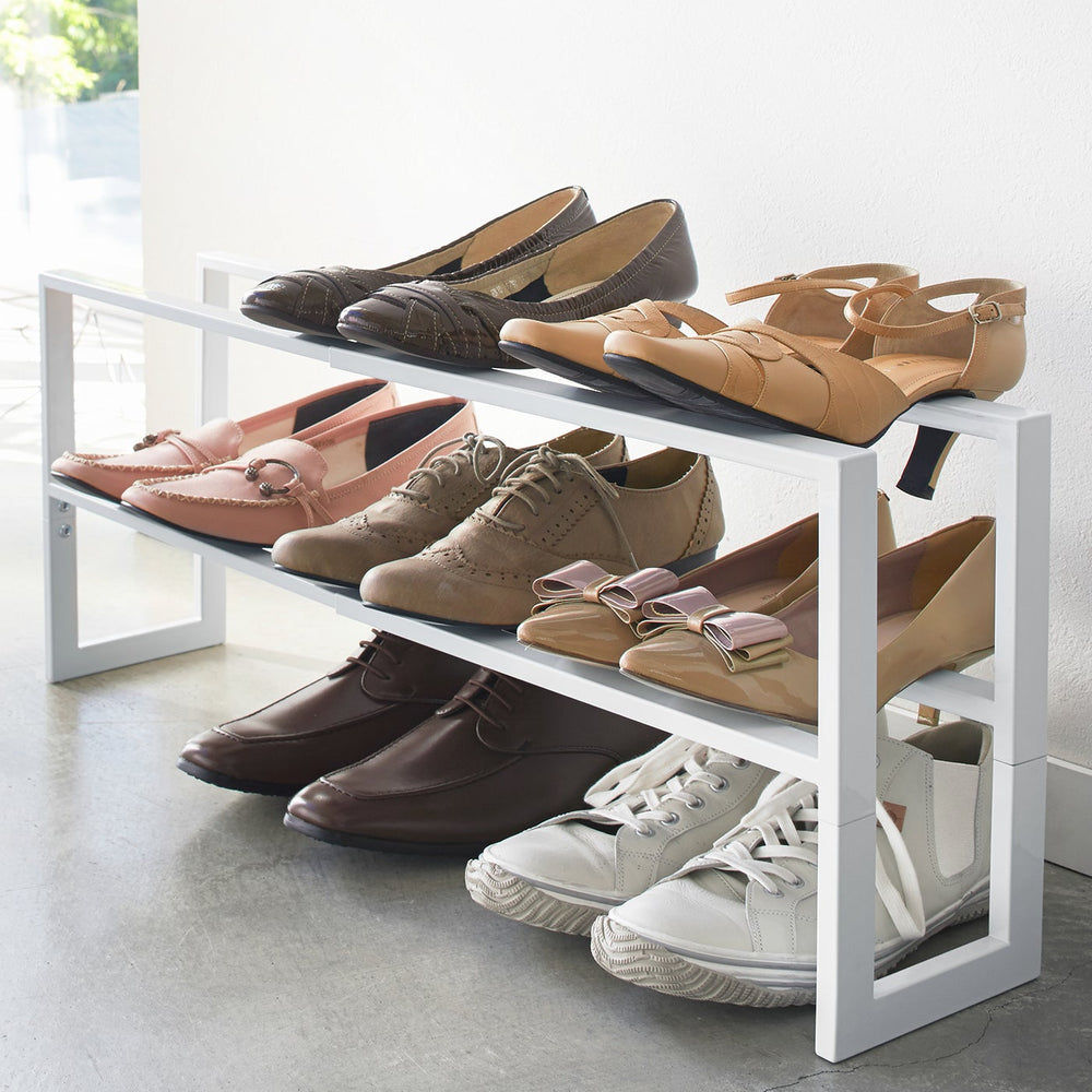 
                      
                        Expandable Shoe Rack
                      
                    