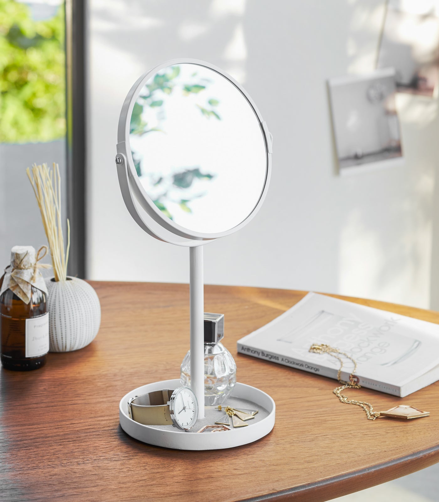 Tower Vanity Mirror with Jewelry Tray