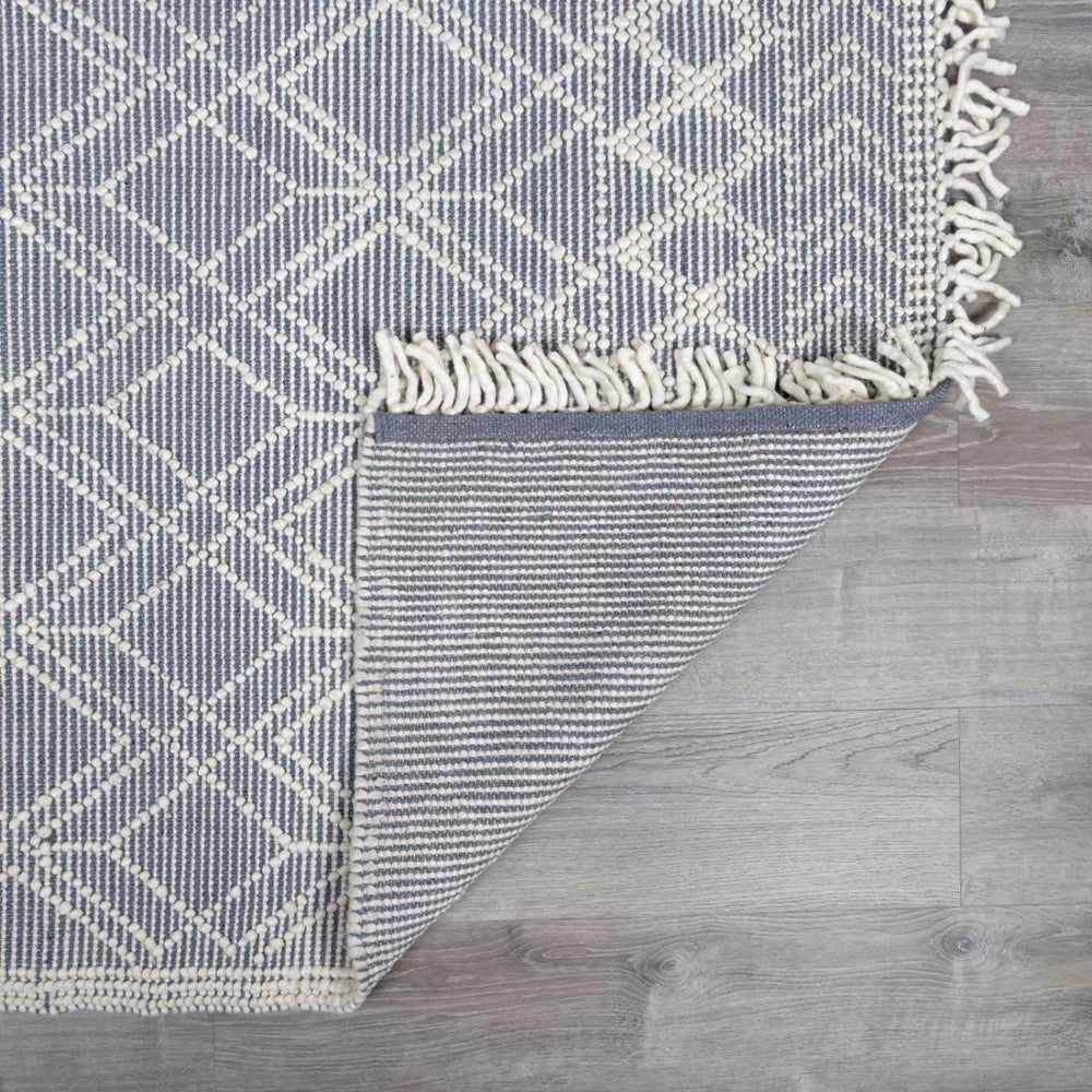 
                      
                        Hauteloom Ramsbury Ivory & Blue Area Rug - lily & onyx
                      
                    