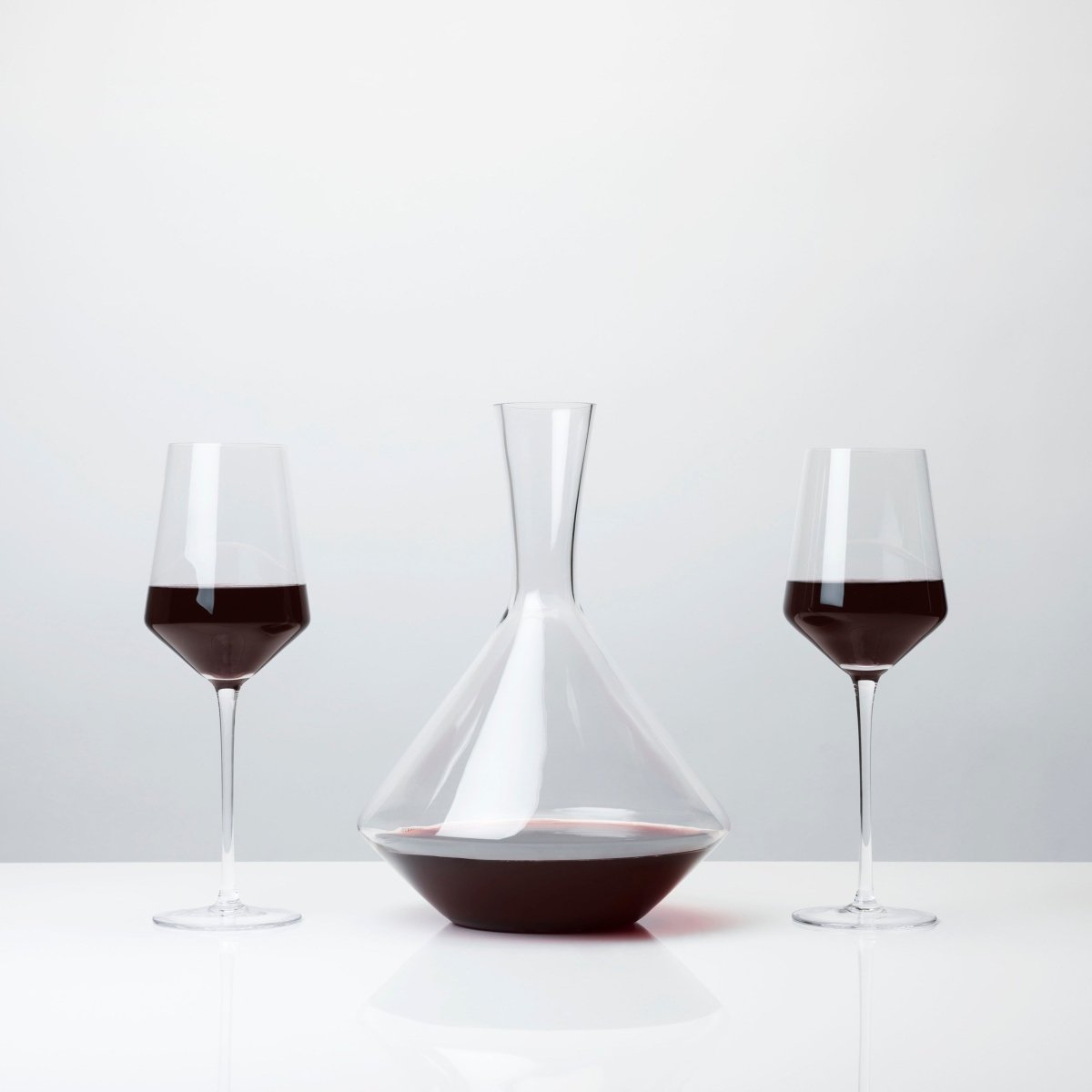 Viski Raye Angled Crystal Bordeaux Decanter & Wine Glass Set - lily & onyx