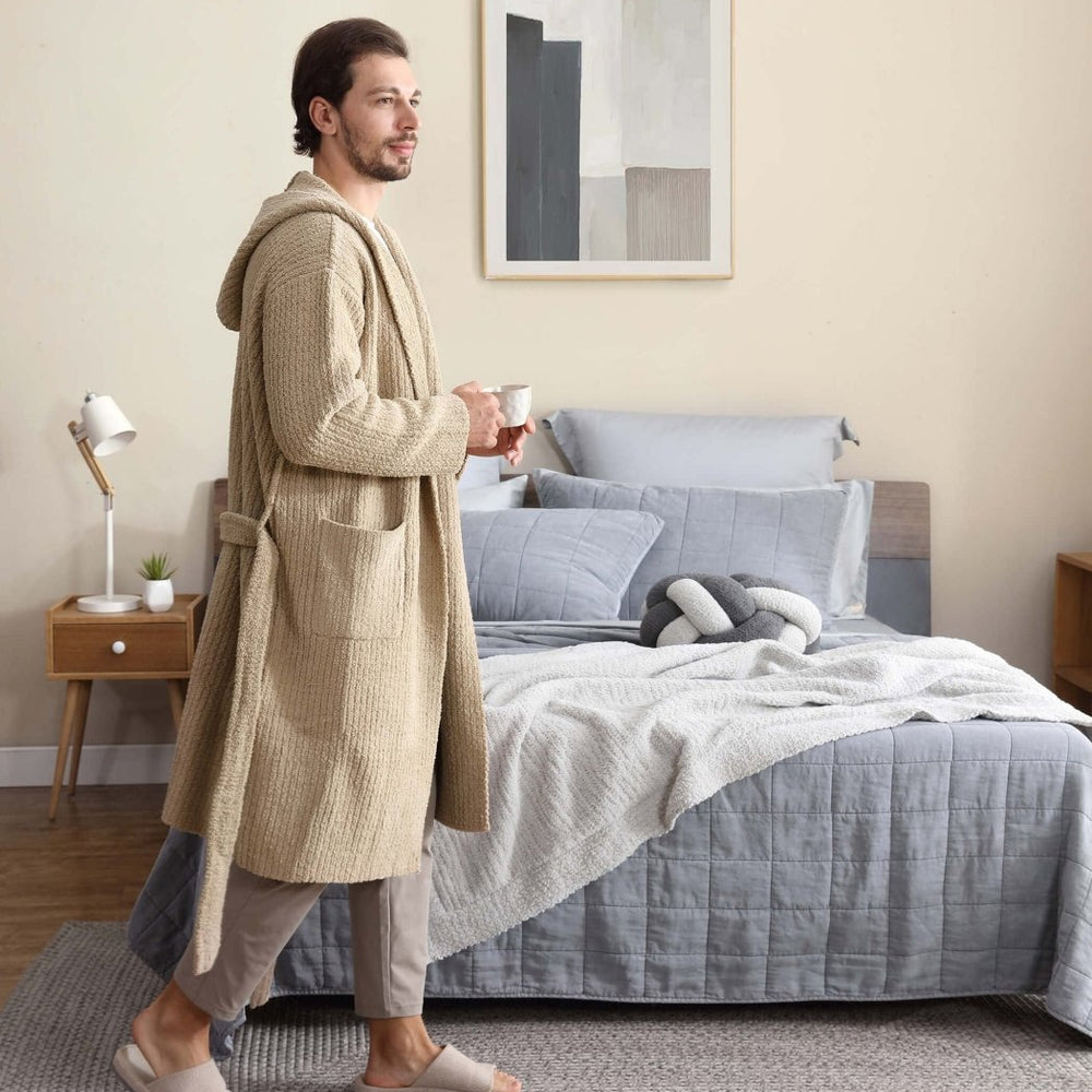 
                      
                        Sunday Citizen Ribbed Hooded Robe - lily & onyx
                      
                    