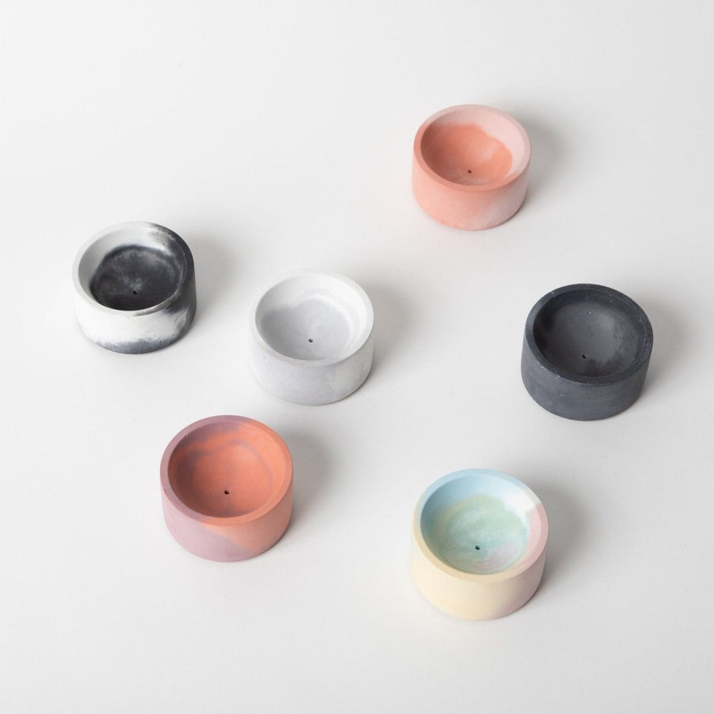 
                      
                        Pretti.Cool Round Incense Holder | Black & Grey - lily & onyx
                      
                    