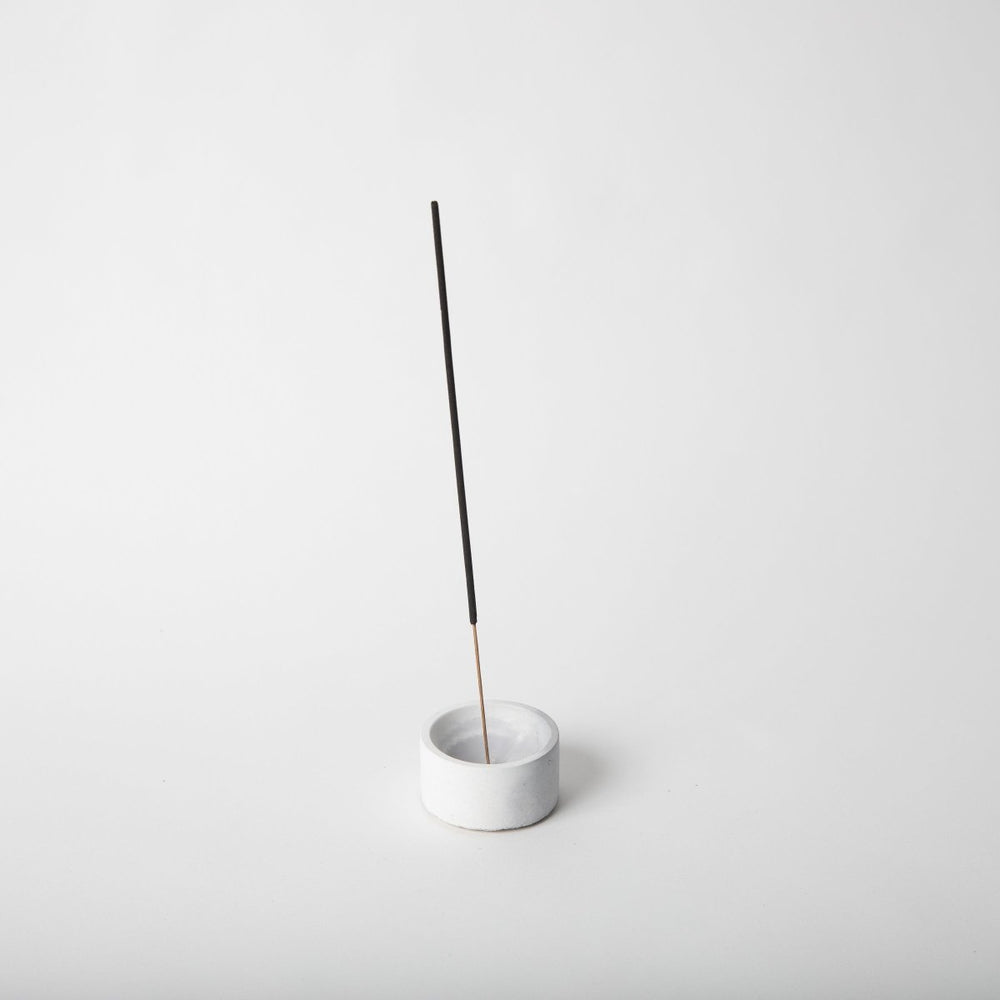 
                      
                        Pretti.Cool Round Incense Holder | Black & Grey - lily & onyx
                      
                    