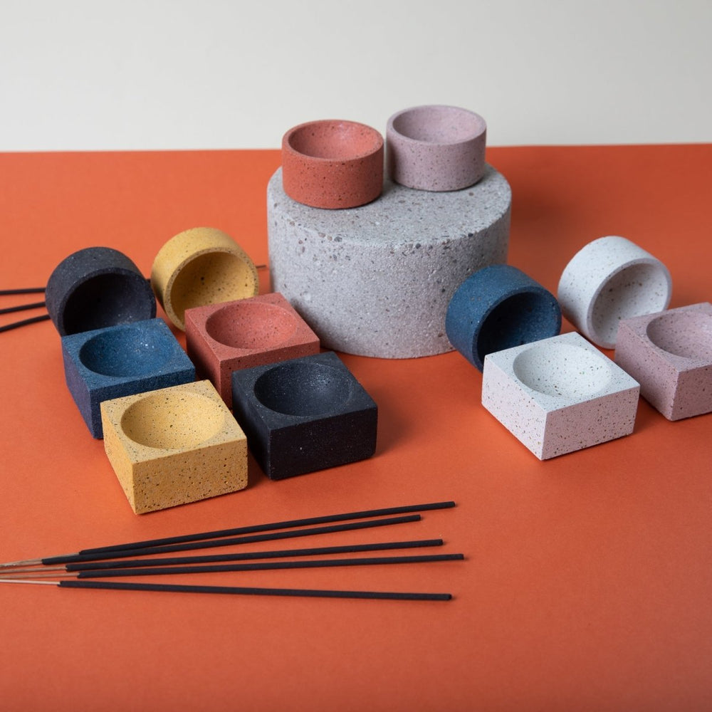 
                      
                        Pretti.Cool Round Incense Holder | Cobalt Terrazzo - lily & onyx
                      
                    