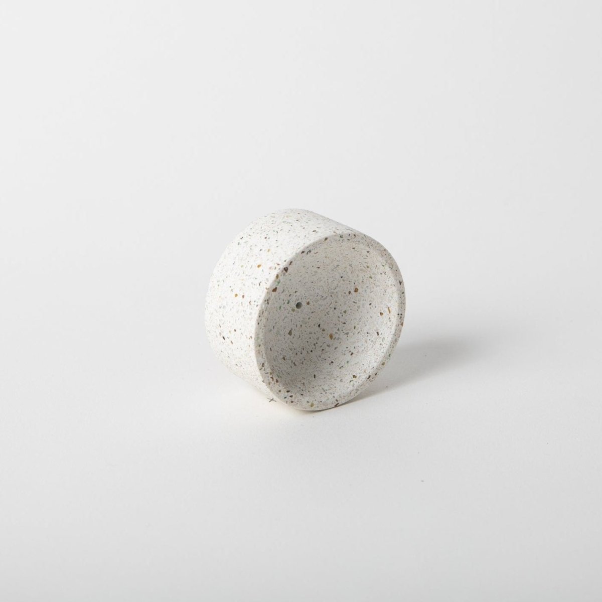 Pretti.Cool Round Incense Holder | White Terrazzo - lily & onyx