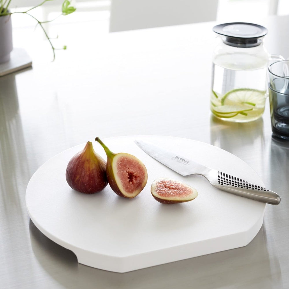 
                      
                        Yamazaki Home Round Magnetic Cutting Board - lily & onyx
                      
                    