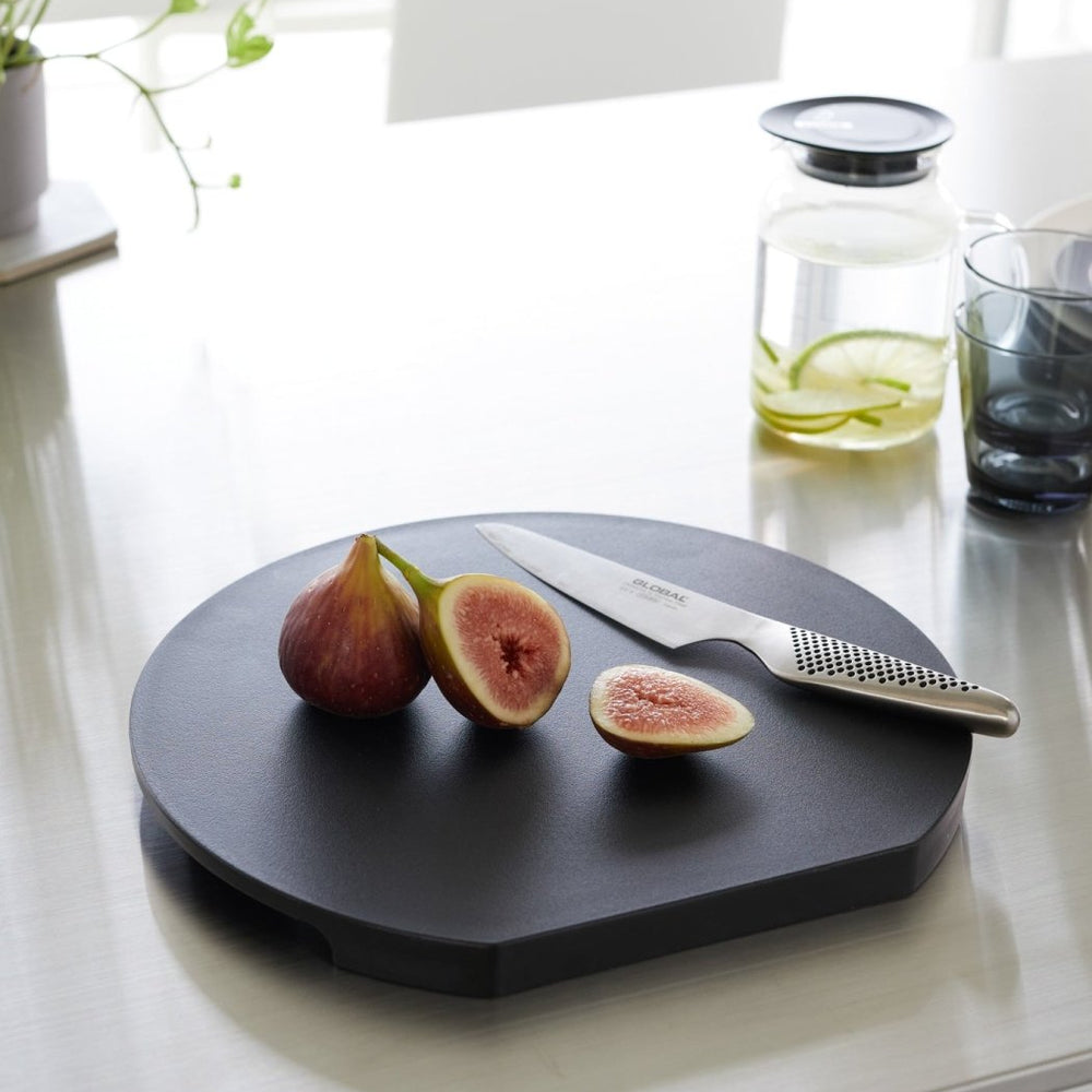 
                      
                        Yamazaki Home Round Magnetic Cutting Board - lily & onyx
                      
                    