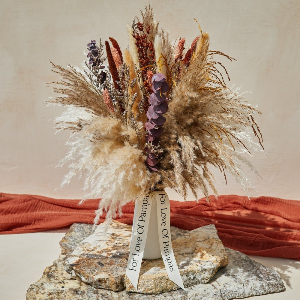 
                      
                        For Love Of Pampas Sedona Dried Bouquet - lily & onyx
                      
                    