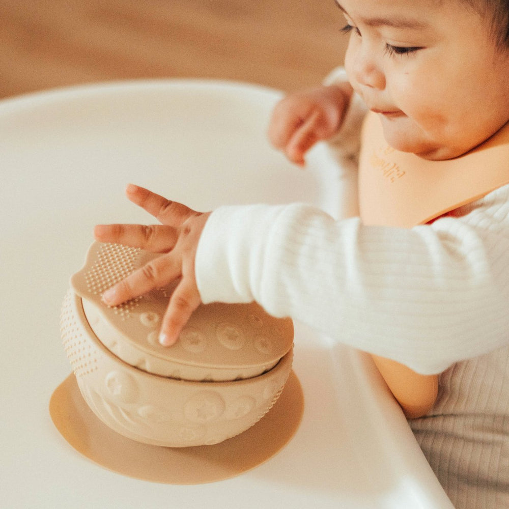 
                      
                        Miniware Sensory Baby Bowl - Almond Butter - lily & onyx
                      
                    