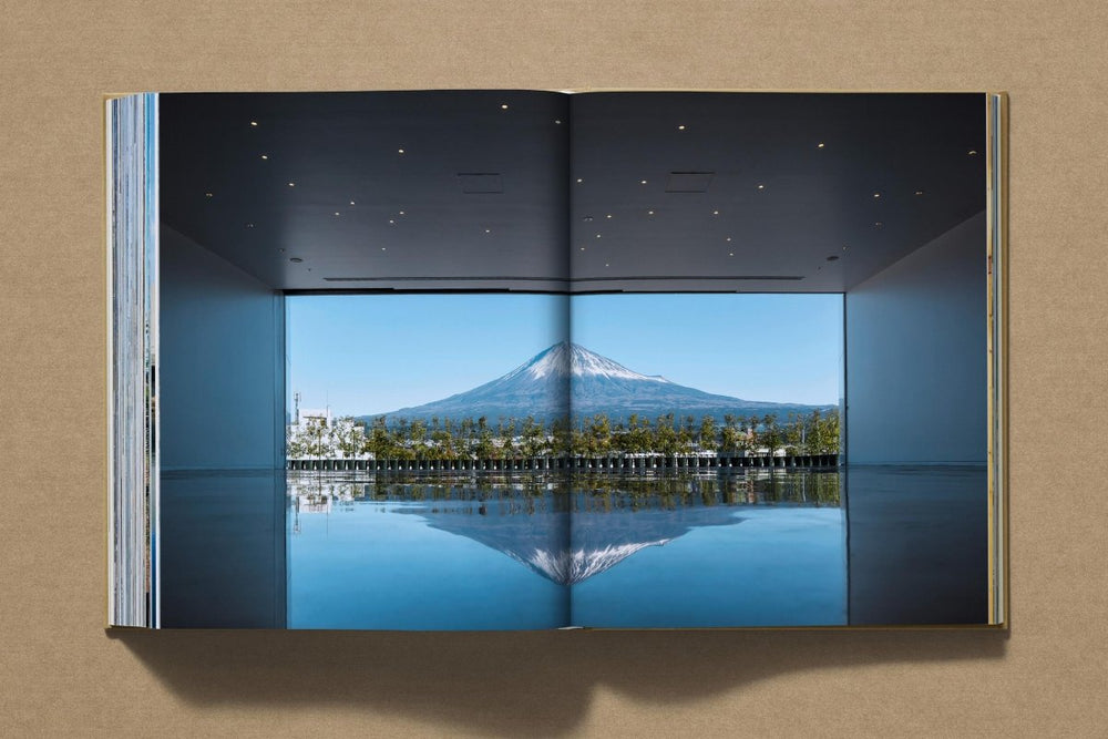 
                      
                        TASCHEN Shigeru Ban. Complete Works 1985–Today (German, French, English)
                      
                    