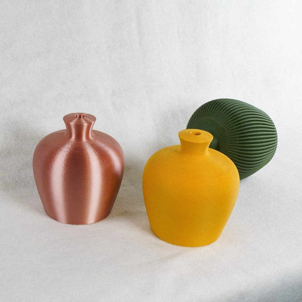 
                      
                        Rosebud HomeGoods Simple Water Bell Thumb Pot - lily & onyx
                      
                    