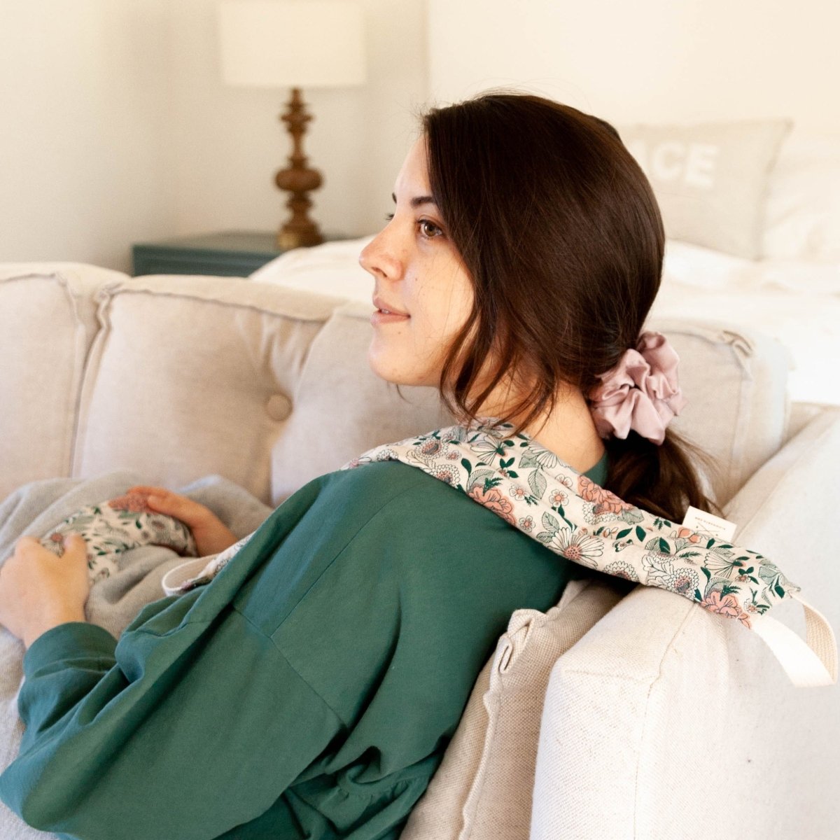 Slow North Heated Neck Wrap 28" Cotton Linen Hot Cold Therapy Shoulder