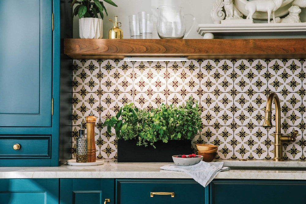 
                      
                        Modern Sprout Smart Growbar - lily & onyx
                      
                    