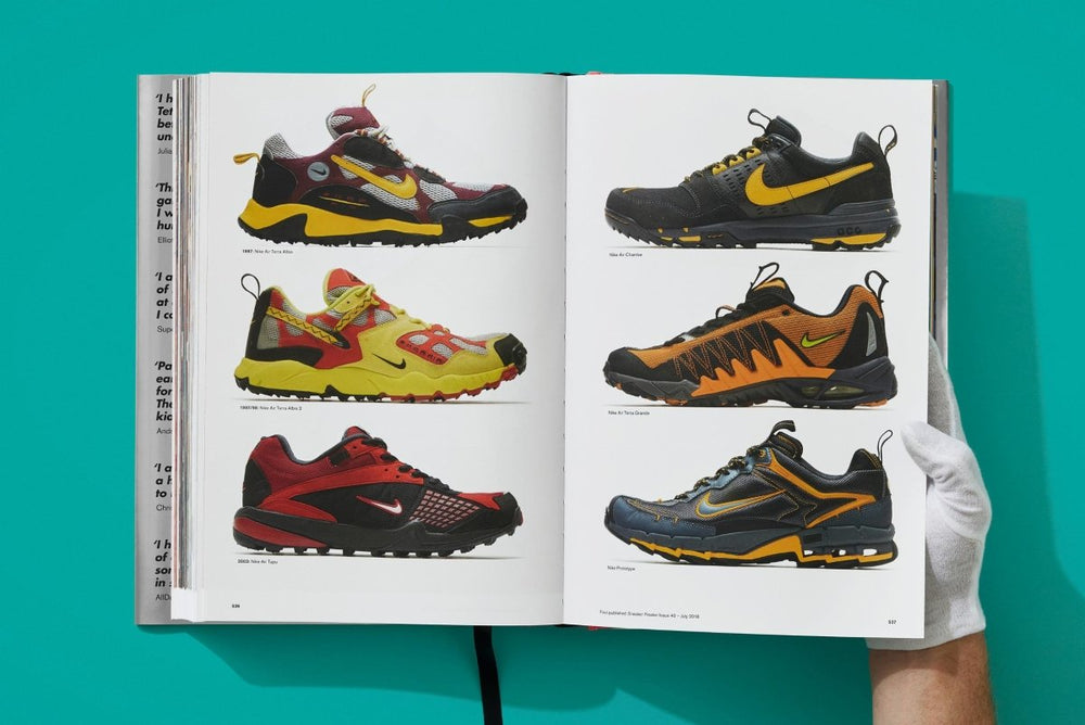 
                      
                        TASCHEN Sneaker Freaker. World's Greatest Sneaker Collectors (English)
                      
                    