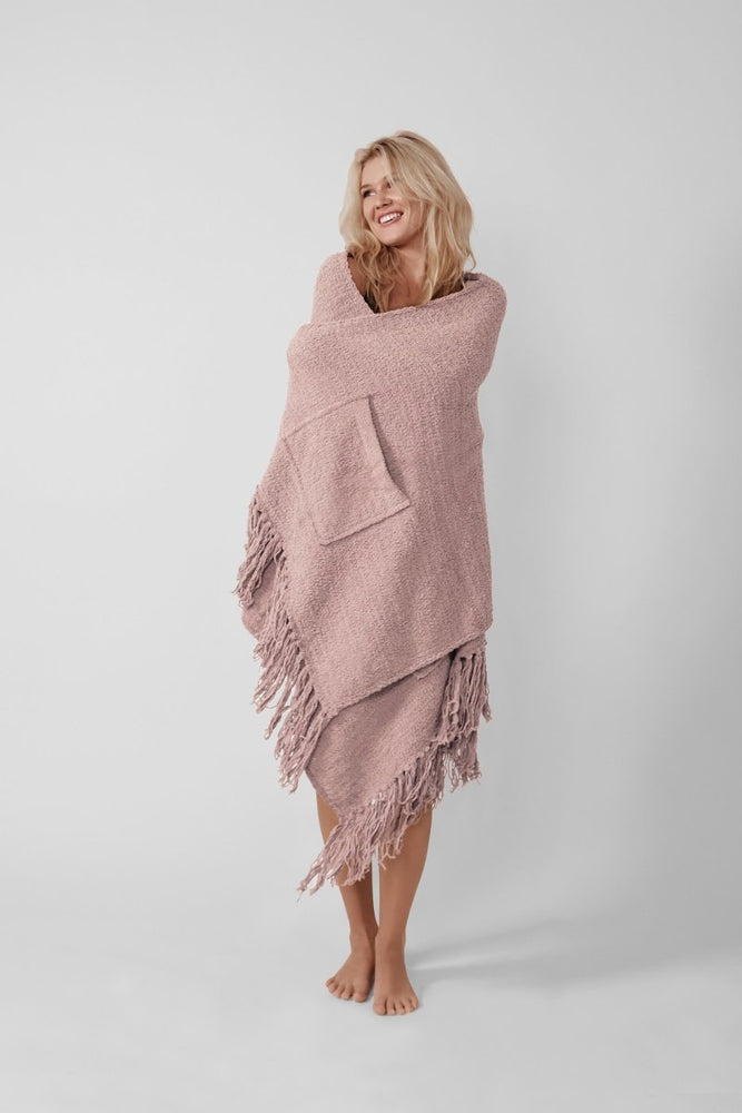 
                      
                        Sunday Citizen Snug Fringed Wrap - lily & onyx
                      
                    