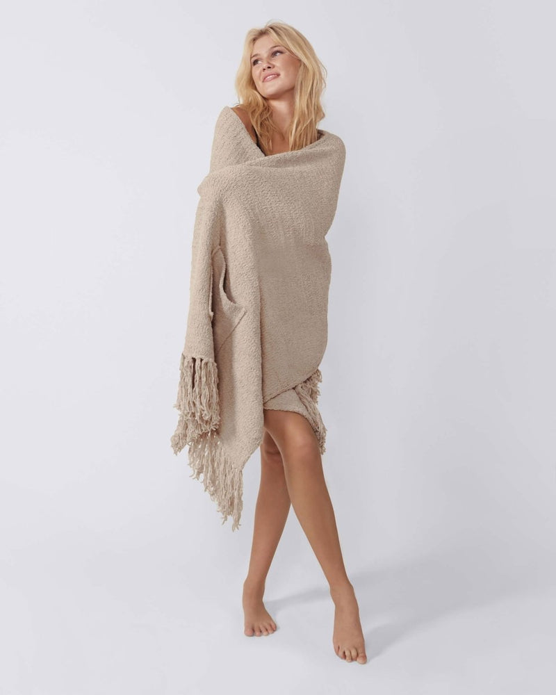 
                      
                        Sunday Citizen Snug Fringed Wrap - lily & onyx
                      
                    