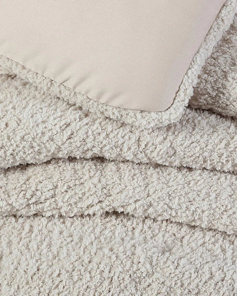 
                      
                        Sunday Citizen Snug Quilted Comforter - lily & onyx
                      
                    