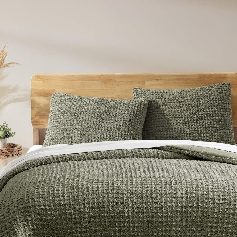 
                      
                        Sunday Citizen Snug Waffle Comforter - lily & onyx
                      
                    