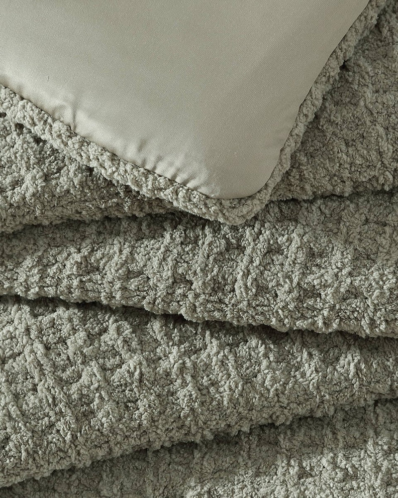 
                      
                        Sunday Citizen Snug Waffle Comforter - lily & onyx
                      
                    