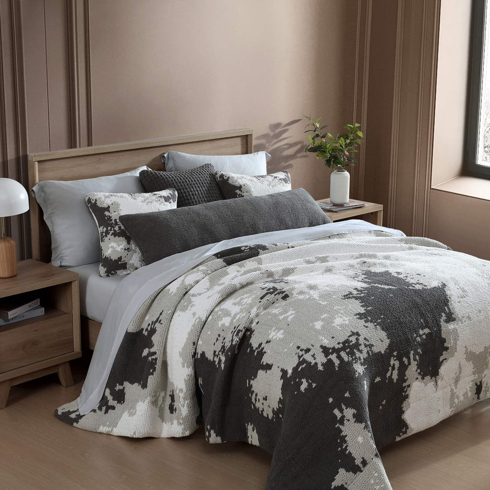 
                      
                        Sunday Citizen Snug Waffle Throw Pillow - lily & onyx
                      
                    
