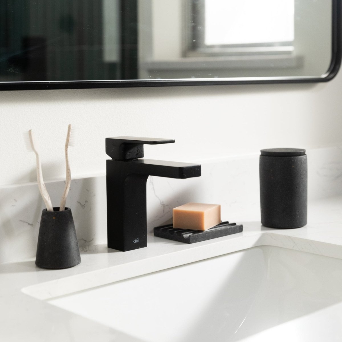 Pretti.Cool Soap Dish & Toothbrush Holder Set - lily & onyx