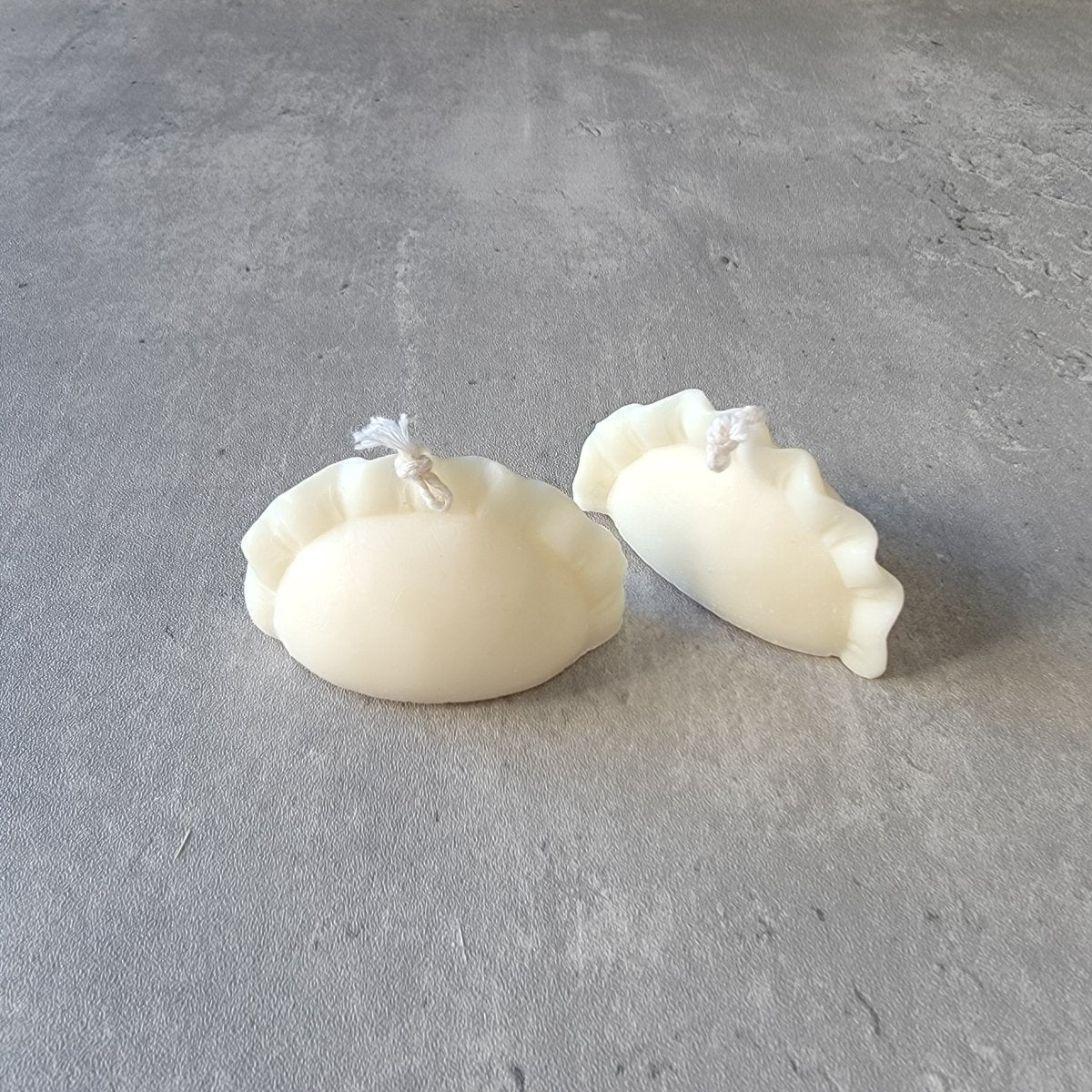 SouveDeer丹鹿 Jiaozi Dumpling Shaped Soy Candles, Set of 2
