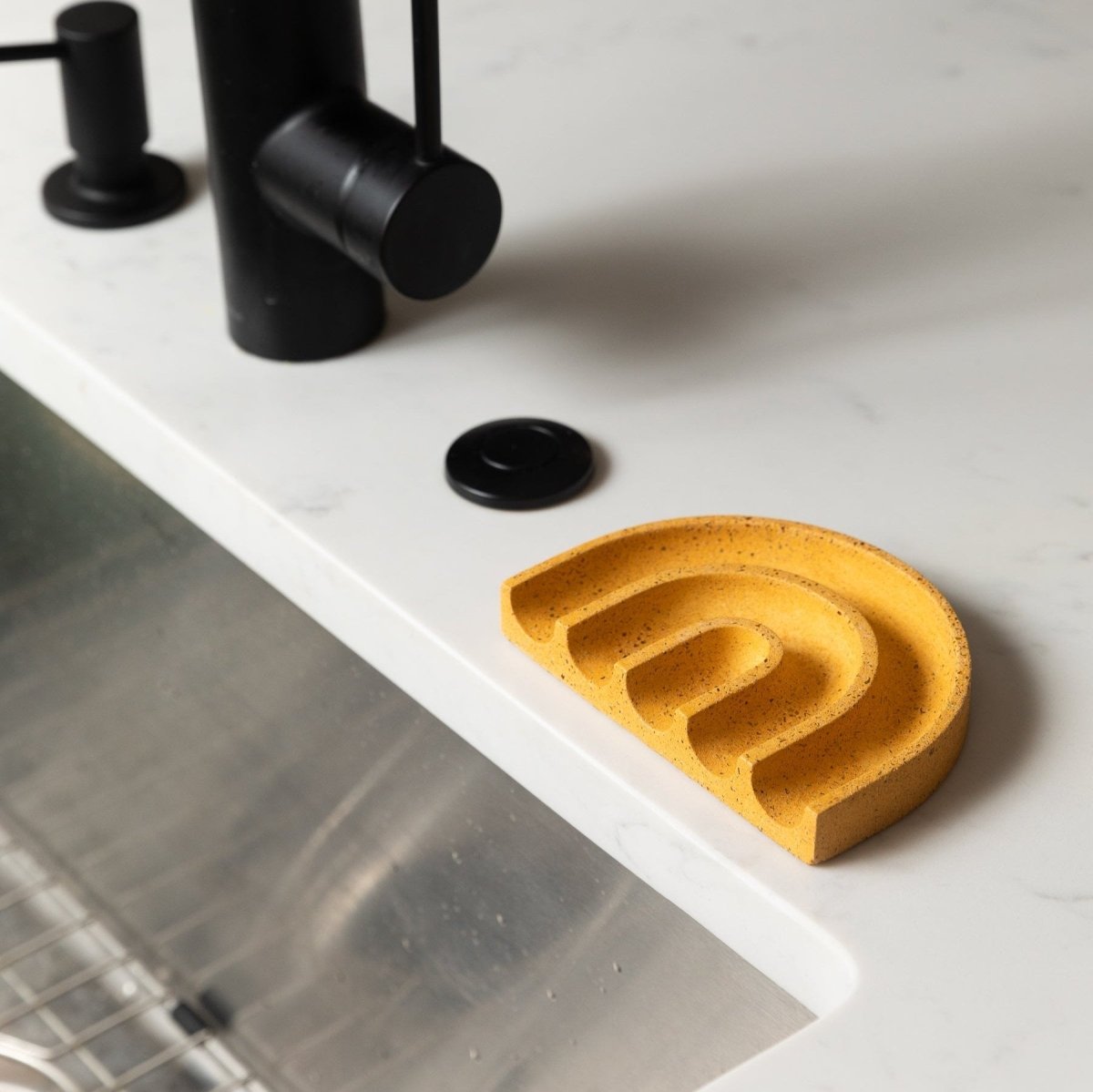 Pretti.Cool Sponge Rest & Soap Dish | Marigold Terrazzo - lily & onyx