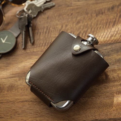 Viski Stainless Steel Flask and Traveling Case - lily & onyx