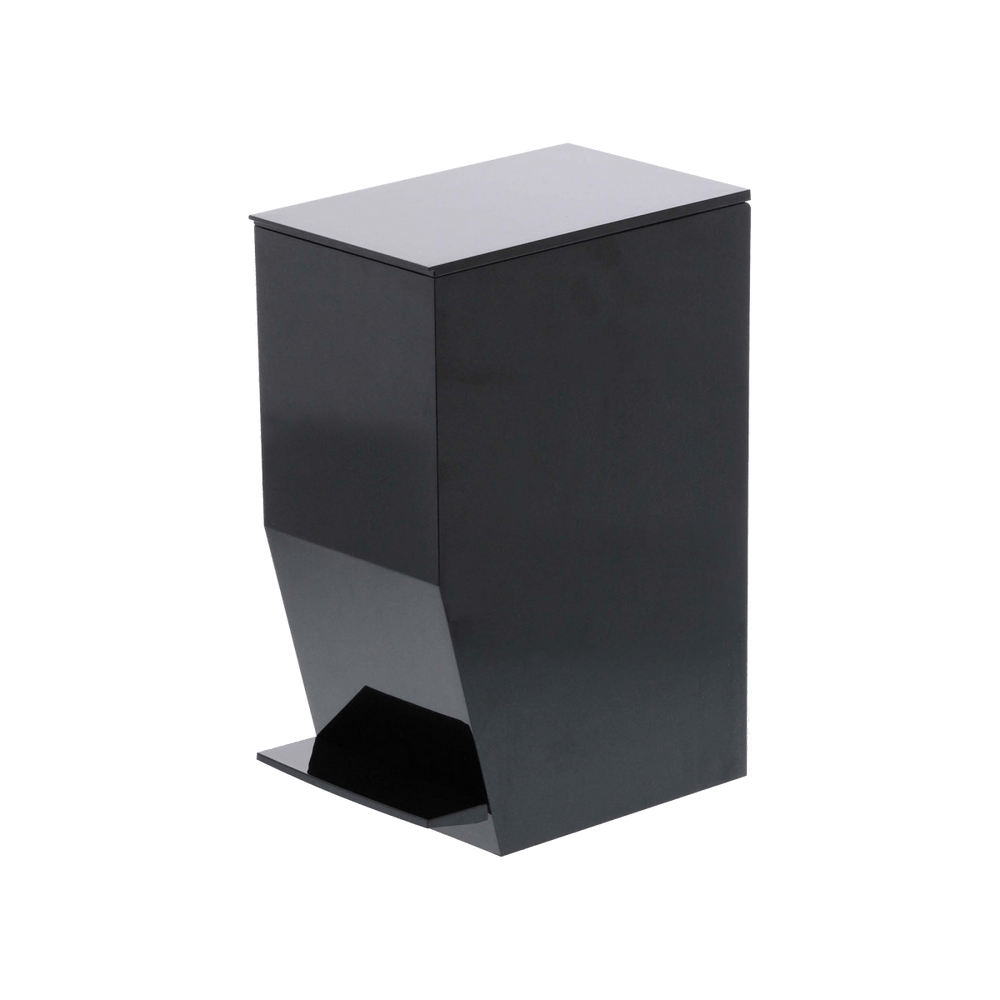 
                      
                        Yamazaki Home Step Trash Can - lily & onyx
                      
                    