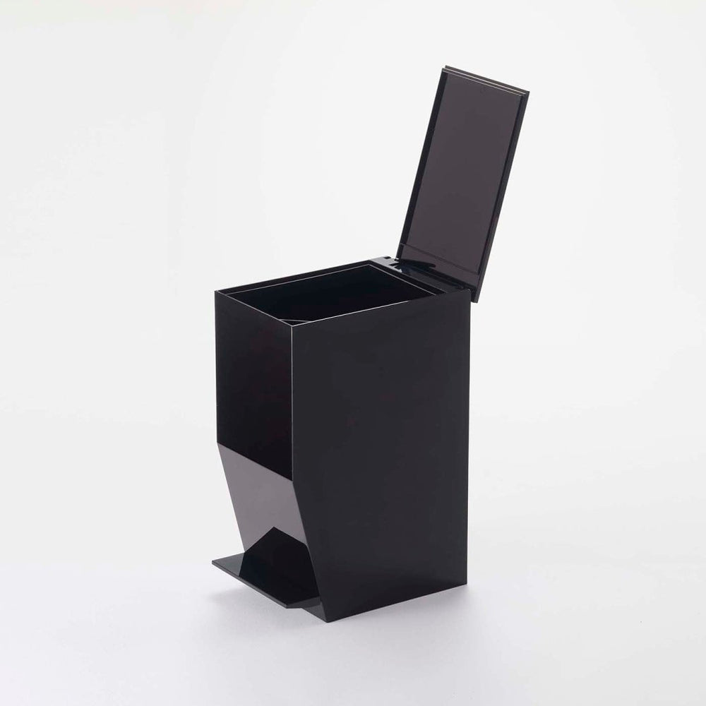 
                      
                        Yamazaki Home Step Trash Can - lily & onyx
                      
                    