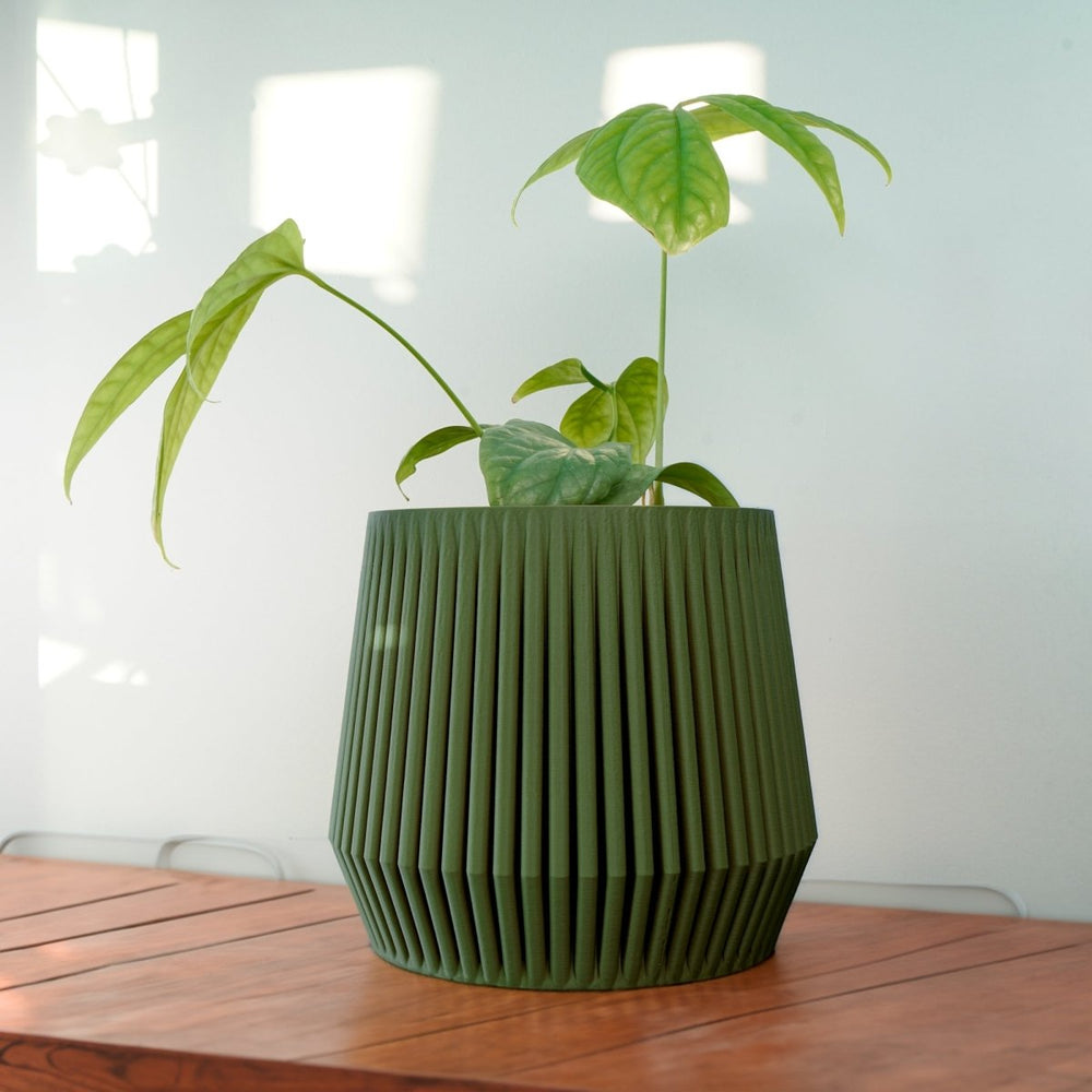 
                      
                        Rosebud HomeGoods Stratos Ribbed Modern Plant Pot with Drainage - lily & onyx
                      
                    