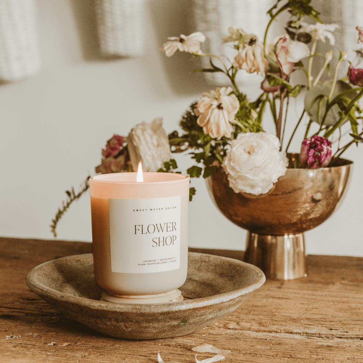 Sweet Water Decor Flower Shop Soy Candle - 15 oz Tan Matte Jar - Fresh Florals