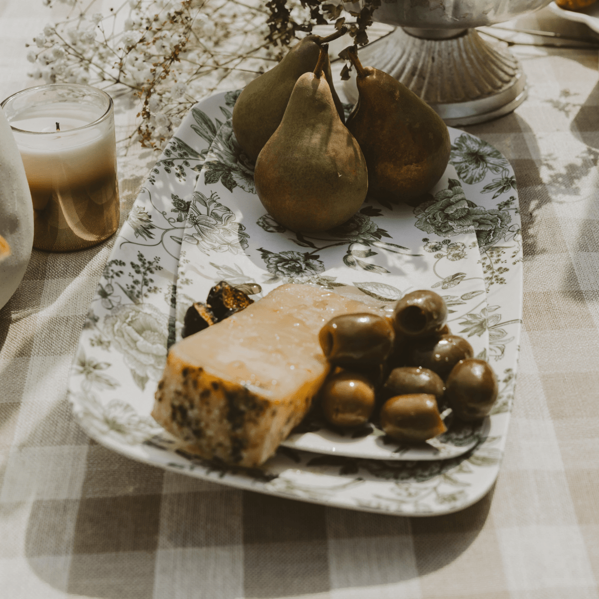 Sweet Water Decor Green Delft Melamine Serving Tray - Set of 2