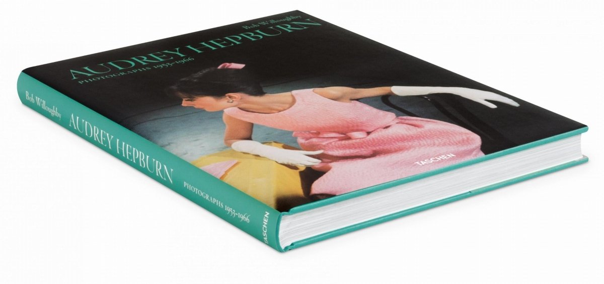 TASCHEN Bob Willoughby. Audrey Hepburn. Photographs 1953–1966 (German, French, English)