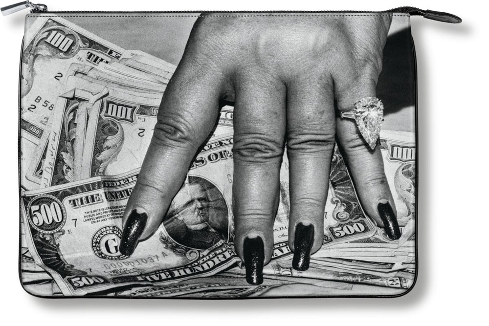 TASCHEN TASCHEN Pouch. Helmut Newton ‘Fat Hand and Dollars’ - lily & onyx