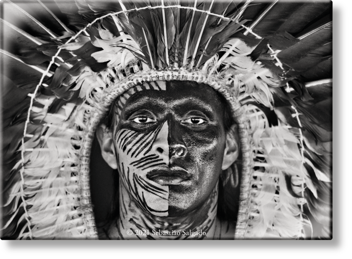TASCHEN Sebastião Salgado. Amazônia. Magnet ‘Yawanawa Man’