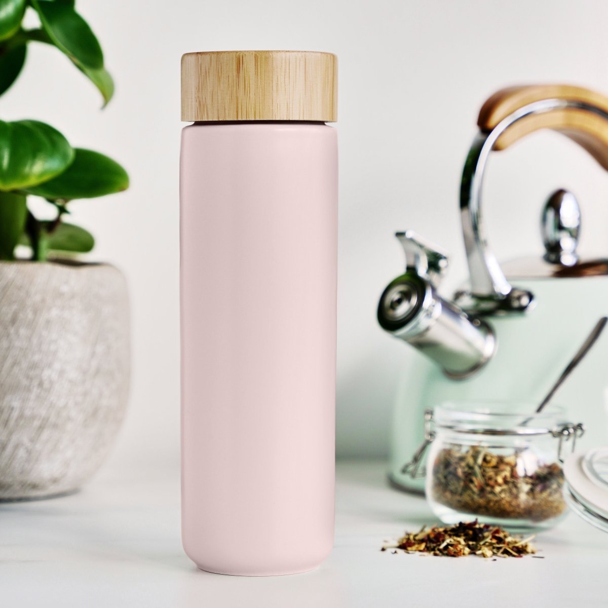 Pinky Up Tea Tatyana Ceramic To - Go Infuser Mug in Lavender - lily & onyx