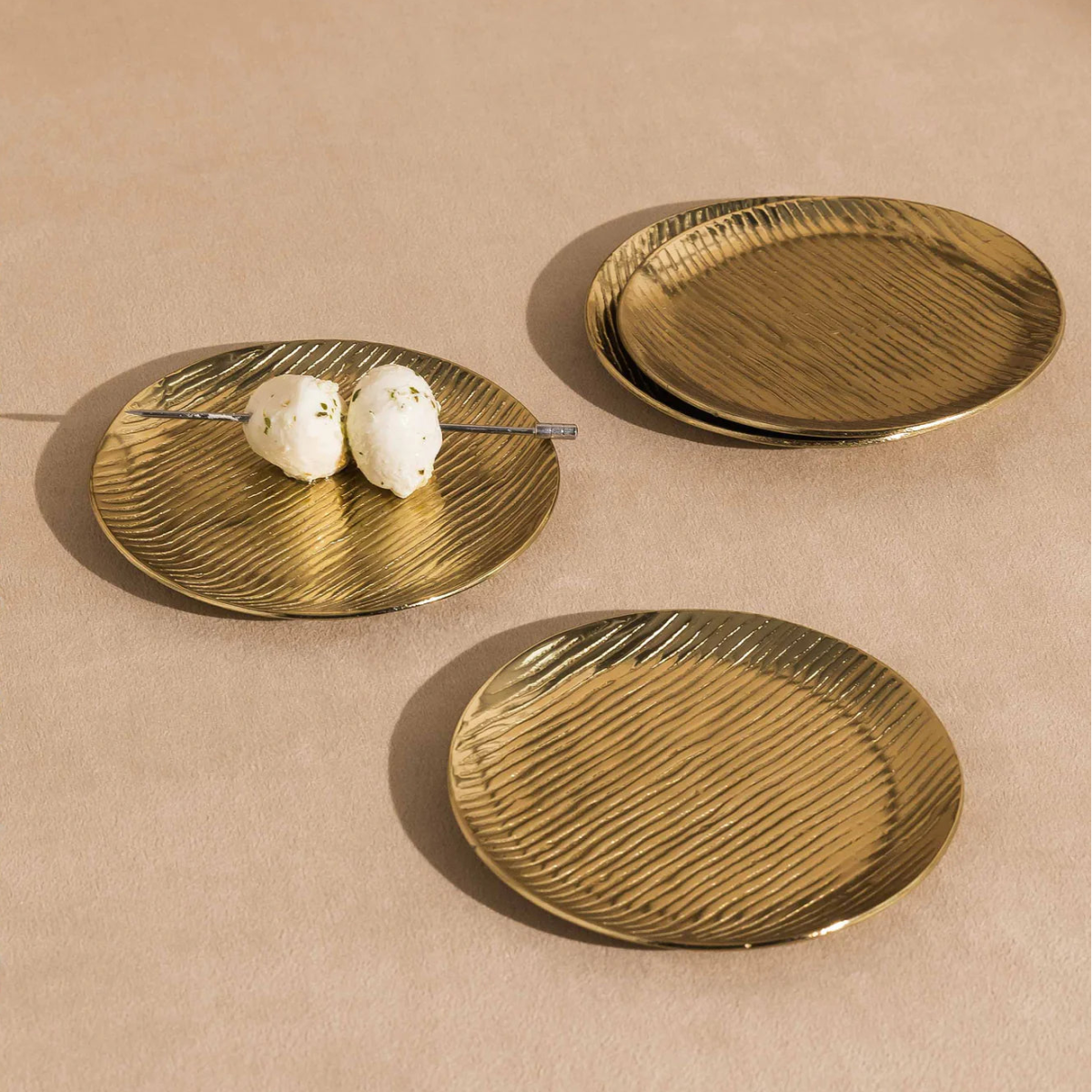 texxture Wexler™ Plates with Ridges, Set of 4