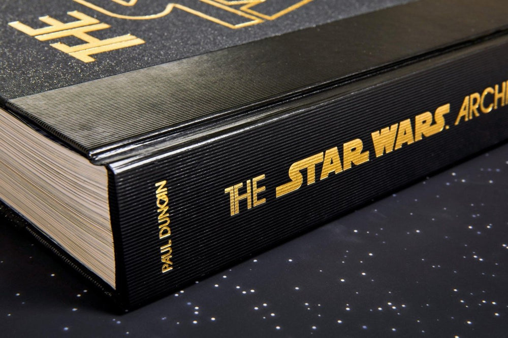 
                      
                        TASCHEN The Star Wars Archives. 1977–1983 (French) - lily & onyx
                      
                    