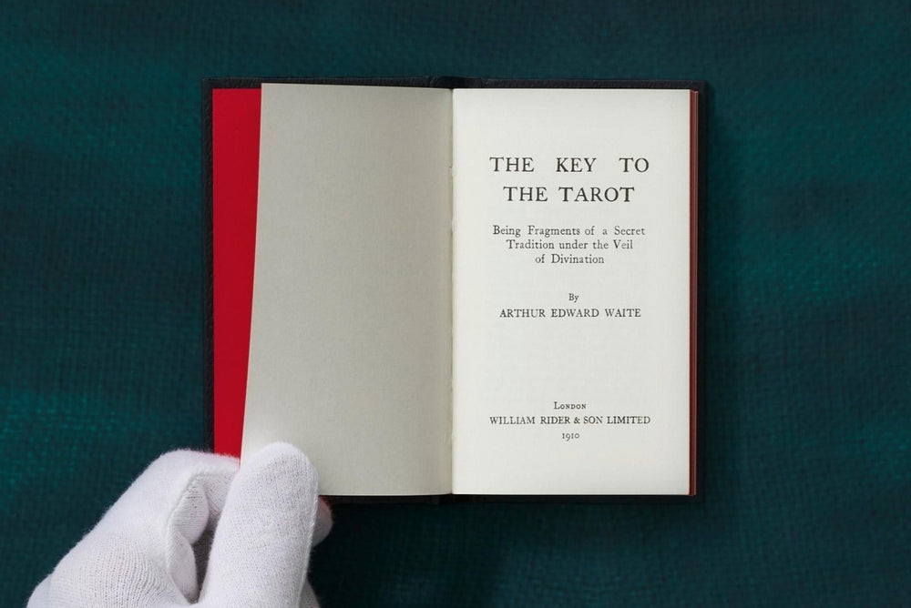 
                      
                        TASCHEN The Tarot of A. E. Waite and P. Colman Smith (English) - lily & onyx
                      
                    