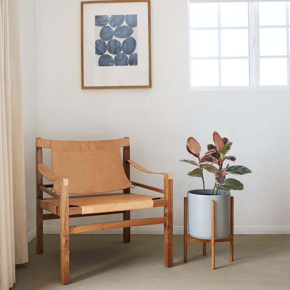 
                      
                        LBE Design The Ten - Ceramic Cylinder with Stand - lily & onyx
                      
                    