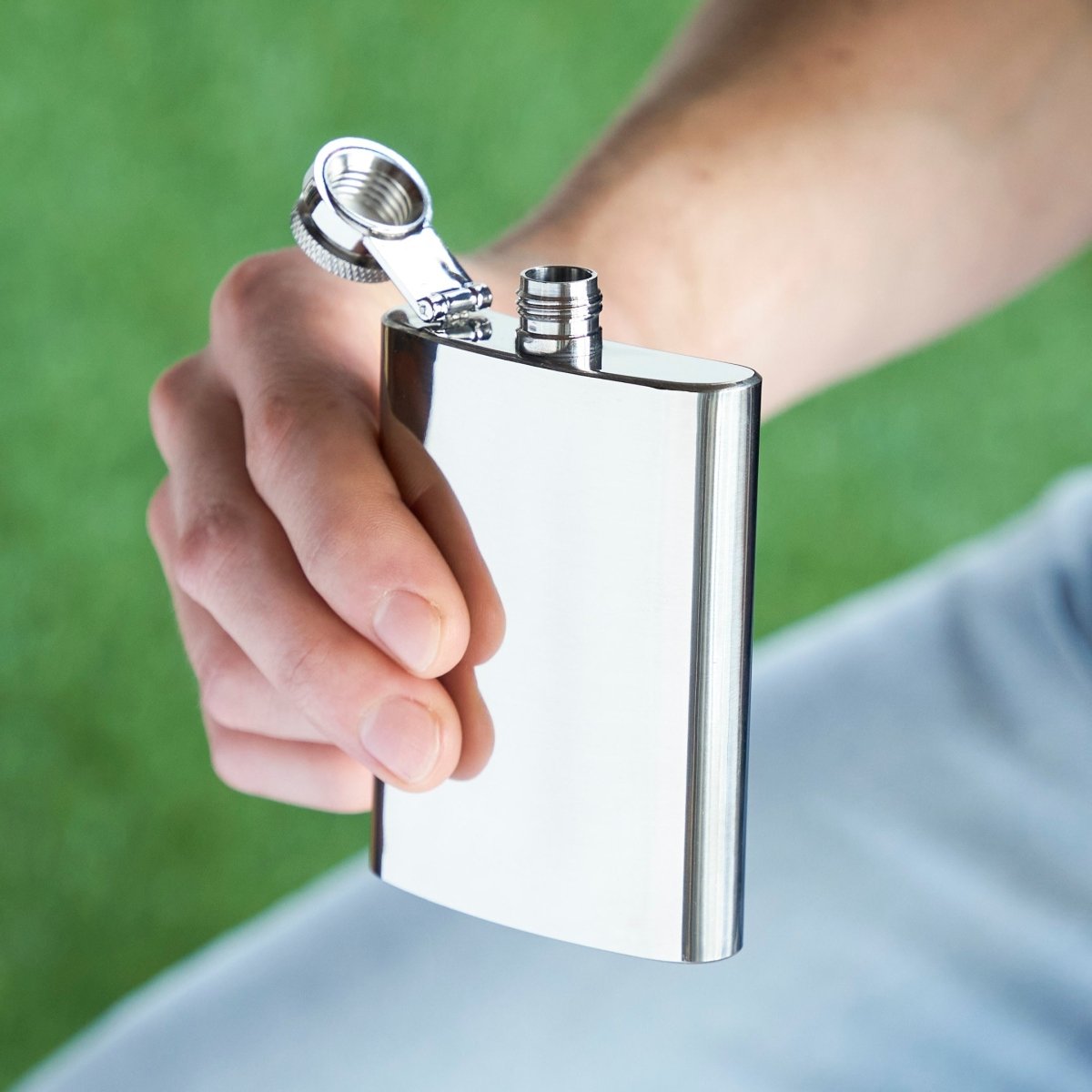 True Trueflask 4 oz Stainless Steel Flask - lily & onyx