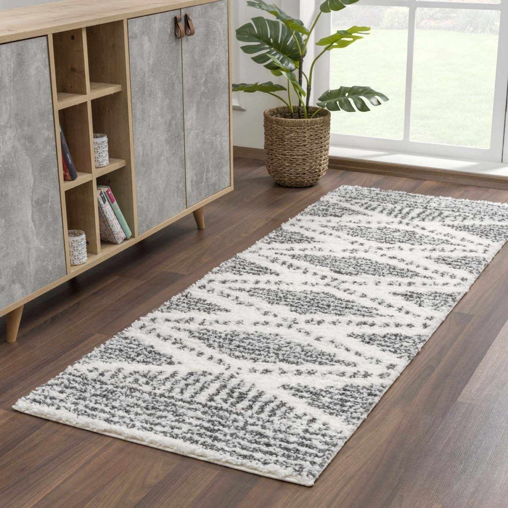 
                      
                        Hauteloom Trunding Plush Area Rug - lily & onyx
                      
                    
